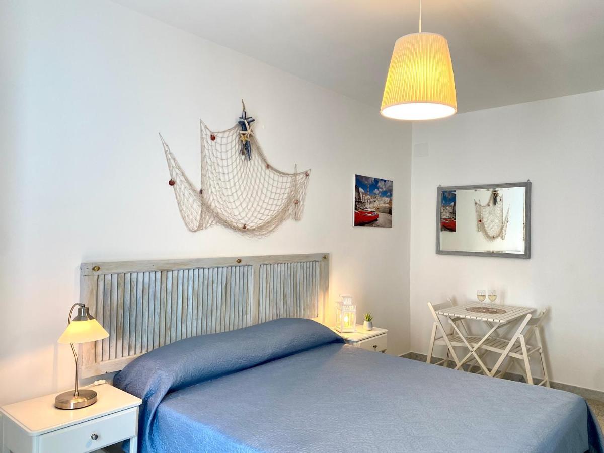 Dimore Aria Di Mare - Puglia Mia Apartments モノーポリ エクステリア 写真