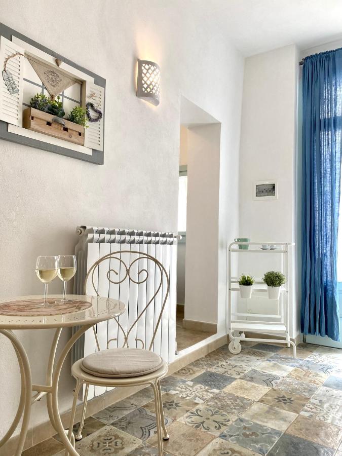 Dimore Aria Di Mare - Puglia Mia Apartments モノーポリ エクステリア 写真